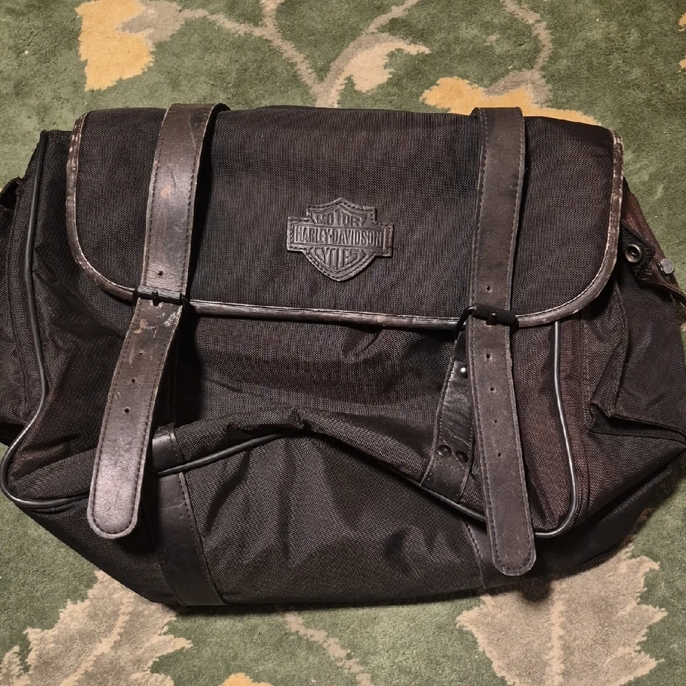 Harley-Davidson Black Canvas Messenger Bag with Leather Straps